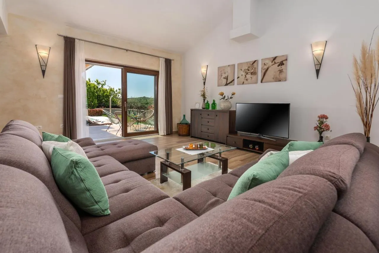 Villa Rotonda Vrsar Kroatien