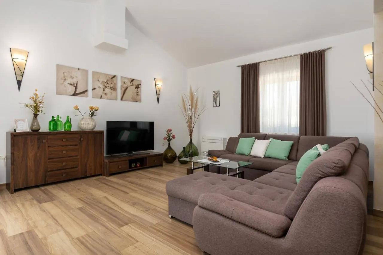 Villa Rotonda Vrsar 0*,